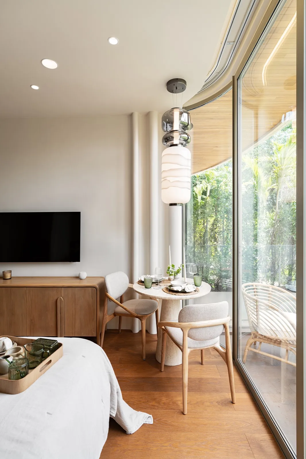 Dining zone with tableware and serving